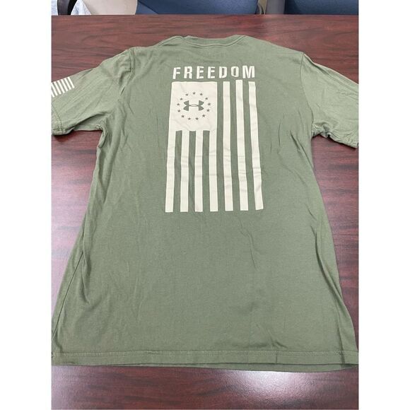 Under Armour American Flag Army Green Color Loose Fit Short Sleeve Tee - Picture 3 of 4